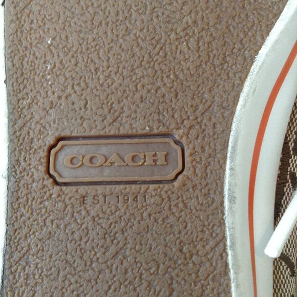 Coach "Suzzy" 7.5B Sneakers, Icon Coach Look and Quality; Retro, Collegiate chic - Picture 6 of 7